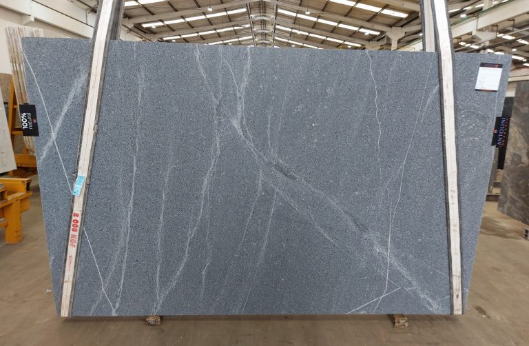 SILVER GREY HONED Granite Marble Travertine And Precious Stone   SILVER GREY BLK AM015 Chapas 21 25 3 768x502 